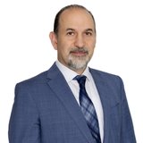 Kamyar Varzi